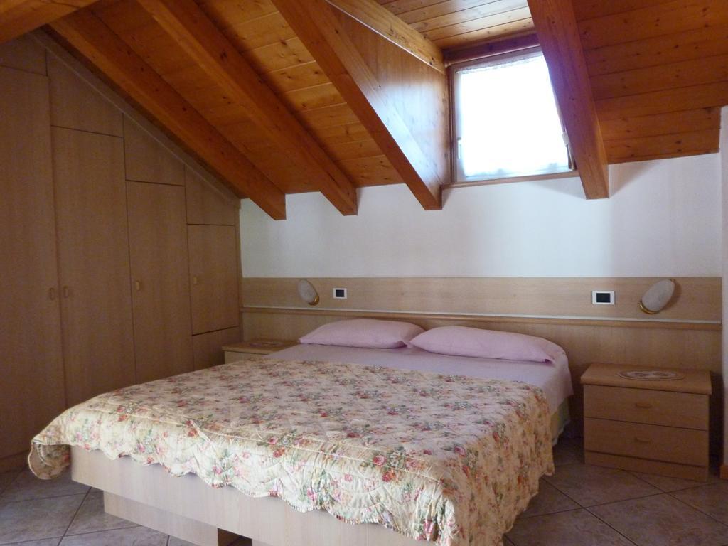 Appartamenti Majon Sotroi Campitello di Fassa Cameră foto